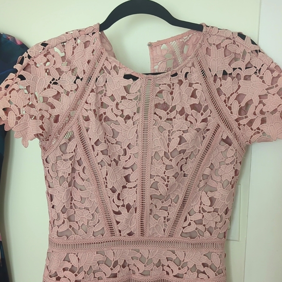 chinese dress ladies ROWEN HOURGLASS LACE DRESS - ORCHID WHITE  CHIC LE FRIQUE